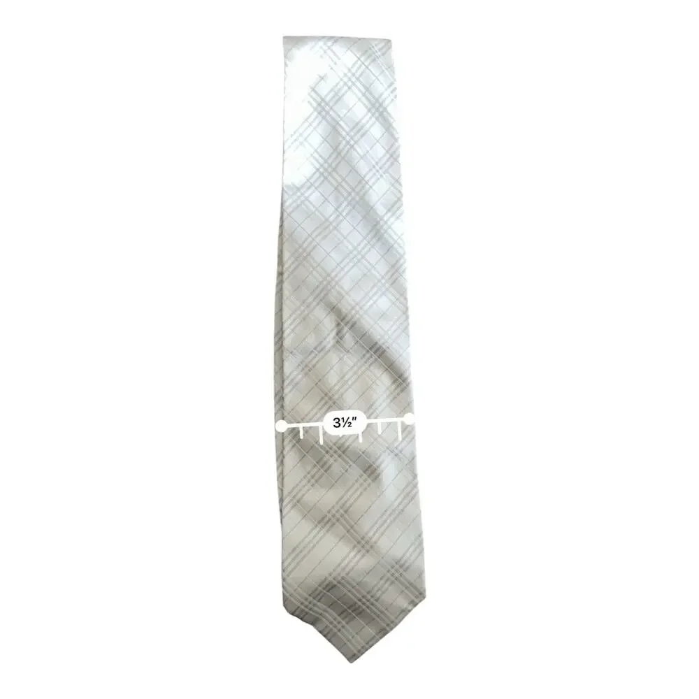 Burberry Silver Gray Nova Check Silk Tie 3.25” Italy